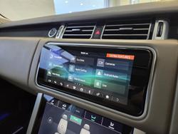 2018 Land Rover
Range Rover SDV6 Vogue