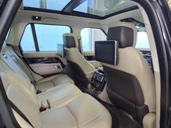 2018 Land Rover
Range Rover SDV6 Vogue
