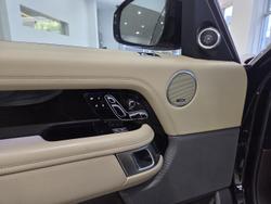 2018 Land Rover
Range Rover SDV6 Vogue