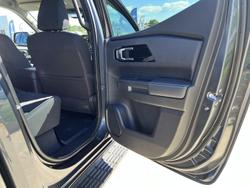 2024 Mitsubishi
Triton GLS