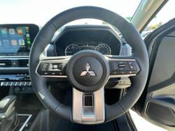 2024 Mitsubishi
Triton GLS