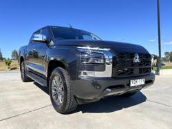 2024 Mitsubishi
Triton GLS