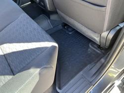 2024 Mitsubishi
Triton GLS