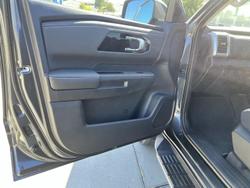 2024 Mitsubishi
Triton GLS