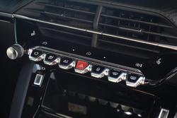 2025 Peugeot 2008 GT Hybrid