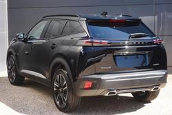 2025 Peugeot 2008 GT Hybrid