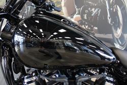 2025 Harley-davidson FXBR BREAKOUT (117) VIVID BLACK