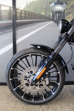 2025 Harley-davidson FXBR BREAKOUT (117) VIVID BLACK