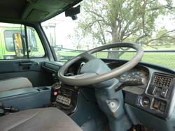 2005 NISSAN UD Cw385 WHITE