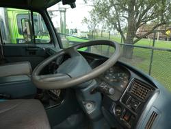 2005 NISSAN UD Cw385 WHITE