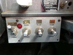 1993 Mack Chr Elite WHITE