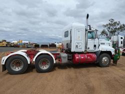 1993 Mack Chr Elite WHITE