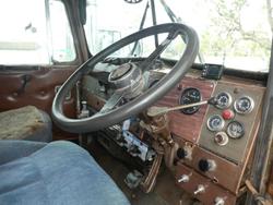 1980 Kenworth W924