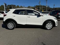 2021 Kia
                Stonic S