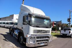 2003 Volvo Fm Series FM9 340 WHITE