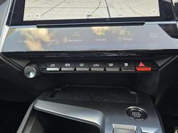 2025 Peugeot
308 GT Hybrid