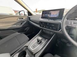 2025 Nissan QASHQAI ST-L