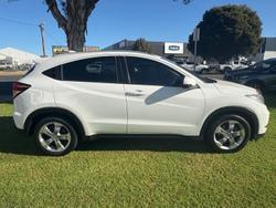 2015 Honda
                HR-V VTi-S