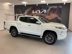 2020 Mitsubishi
Triton GLS