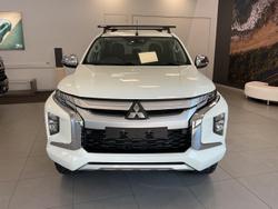 2020 Mitsubishi
Triton GLS