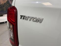 2020 Mitsubishi
Triton GLS