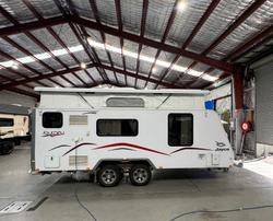 2014 JAYCO
JOURNEY 17.55-8