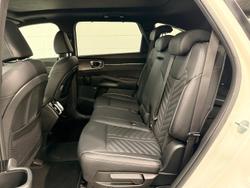 2024 Kia
Sorento HEV GT-Line