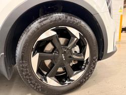2024 Kia
Sorento HEV GT-Line