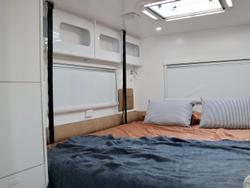 2025 Wonderland RV Amaroo Quad Bunk With Electric Lift Up King Bed