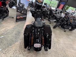 2021 Harley-Davidson CVO Road Glide 117 (FLTRXSE) Touring Black