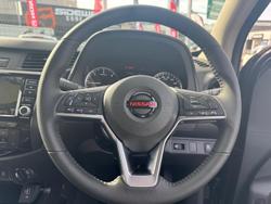 2025 Nissan
Navara PRO-4X