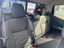 2025 Nissan
Navara PRO-4X