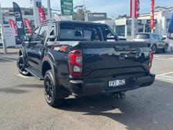 2025 Nissan
Navara PRO-4X