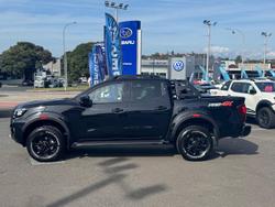 2025 Nissan
Navara PRO-4X