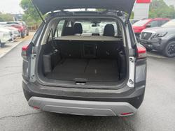 2025 Nissan X-TRAIL ST