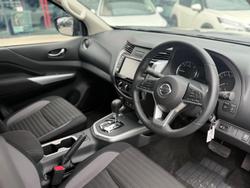 2024 Nissan Navara ST