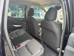 2024 Nissan Navara ST