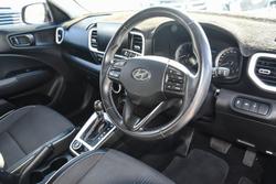 2020 Hyundai
Venue Elite