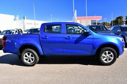 2025 Isuzu
                D-MAX LS-M