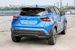 2024 Nissan JUKE ST-L F16 MY24 Magnetic Blue 2-tone with Black roof