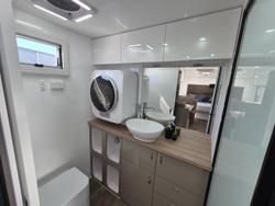 2025 Urban Caravans X-Terrain 20