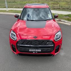2025 MINI Countryman JCW Favoured