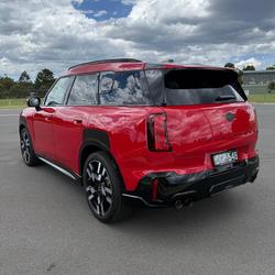 2025 MINI Countryman JCW Favoured