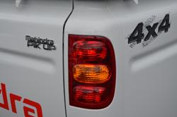 2022 Mahindra
                PIK-UP S11