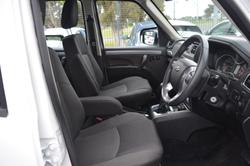 2022 Mahindra PIK-UP S11