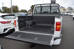 2022 Mahindra PIK-UP S11