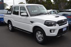 2022 Mahindra PIK-UP S11