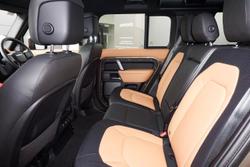 2024 Land Rover
                Defender 110 P400 X-Dynamic HSE