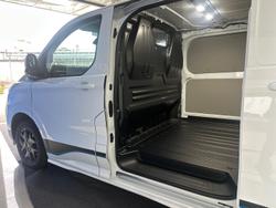 2024 Ford
Transit Custom Sport SWB
