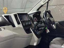 2019 Toyota
Hiace